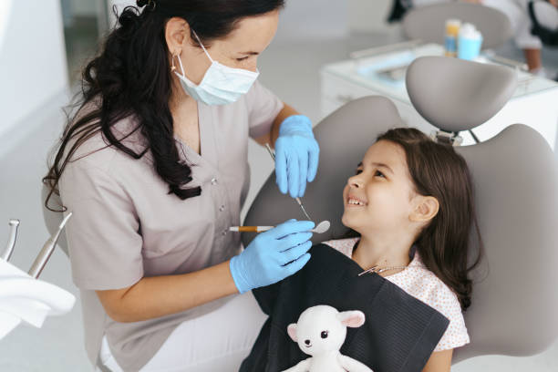 Best Emergency Dental Care for Broken or Chipped Teeth in Coyne Center, IL