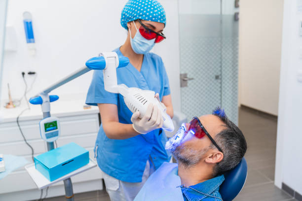 Best Cosmetic Emergency Dentistry in Coyne Center, IL